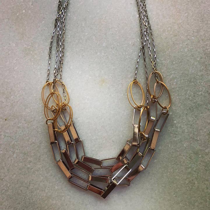 Collier Barre pour la vente par Chasing Cherubs