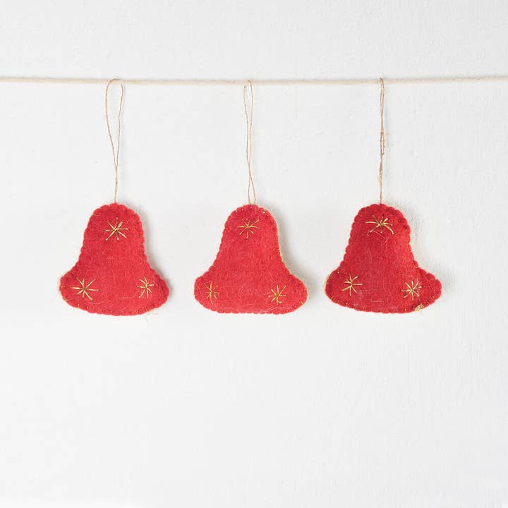 Juleklokker følte ornamenter (sæt af 3) for engroshandel hos IndieRoots