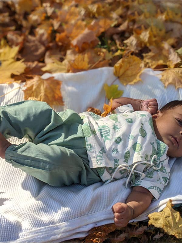 WHITEWATER KIDS UNISEX ORGANIC FISH PRINT TOP + MINT PANTS for wholesale by House of Amaya