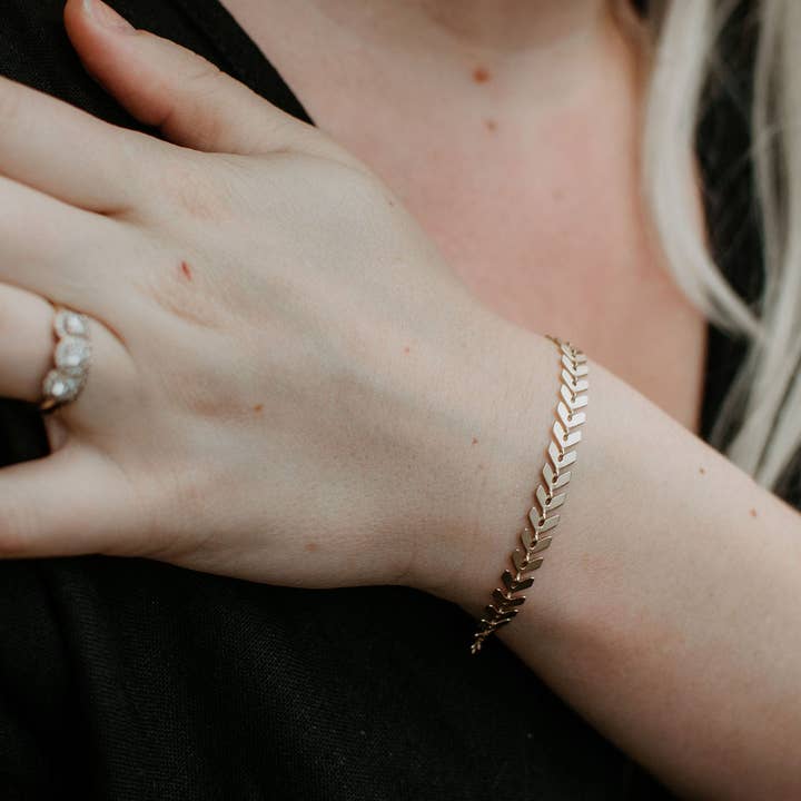 Moxie Collective (formerly Atonement Design) - Wholesale Link & Chain Bracelet - Arrow Bracelet5