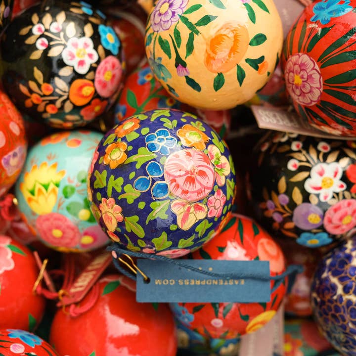 East End Press – wholesale Ornament – UK/EU: Dark Blue Blossoms Bauble9