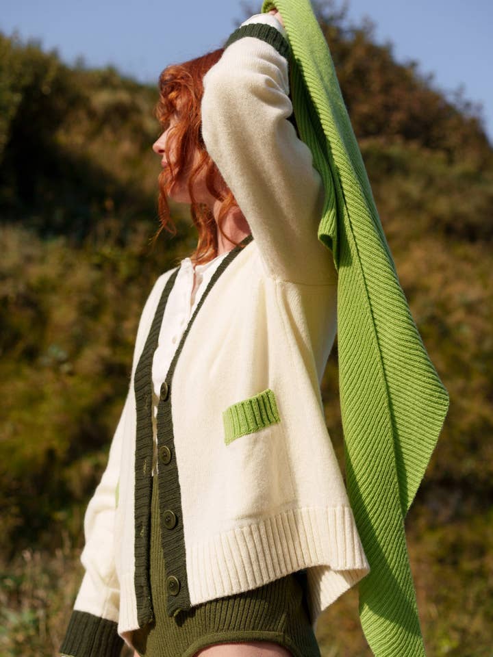 CARDIGAN BETTY milk for wholesale by Maison Anje