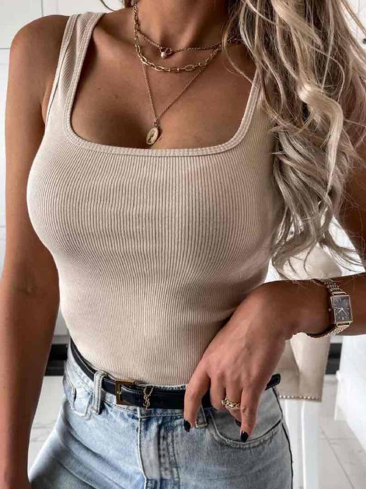 Women's plain tank top - 9649 and other Purchase Wholesale white tank top. Free Returns & Net 60 Terms on Faire trending on Faire.