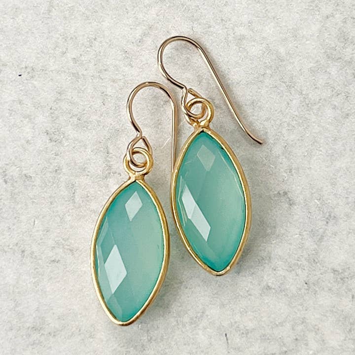 Helena Marquis Ohrringe Chalcedon für den Großhandel von Alexia Viola Napa Valley