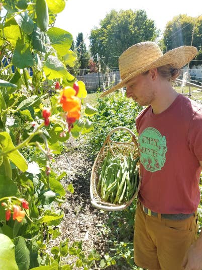 Plant Posse – wholesale Screen printed t-shirt – unisex – Humane Hunter T-shirt4