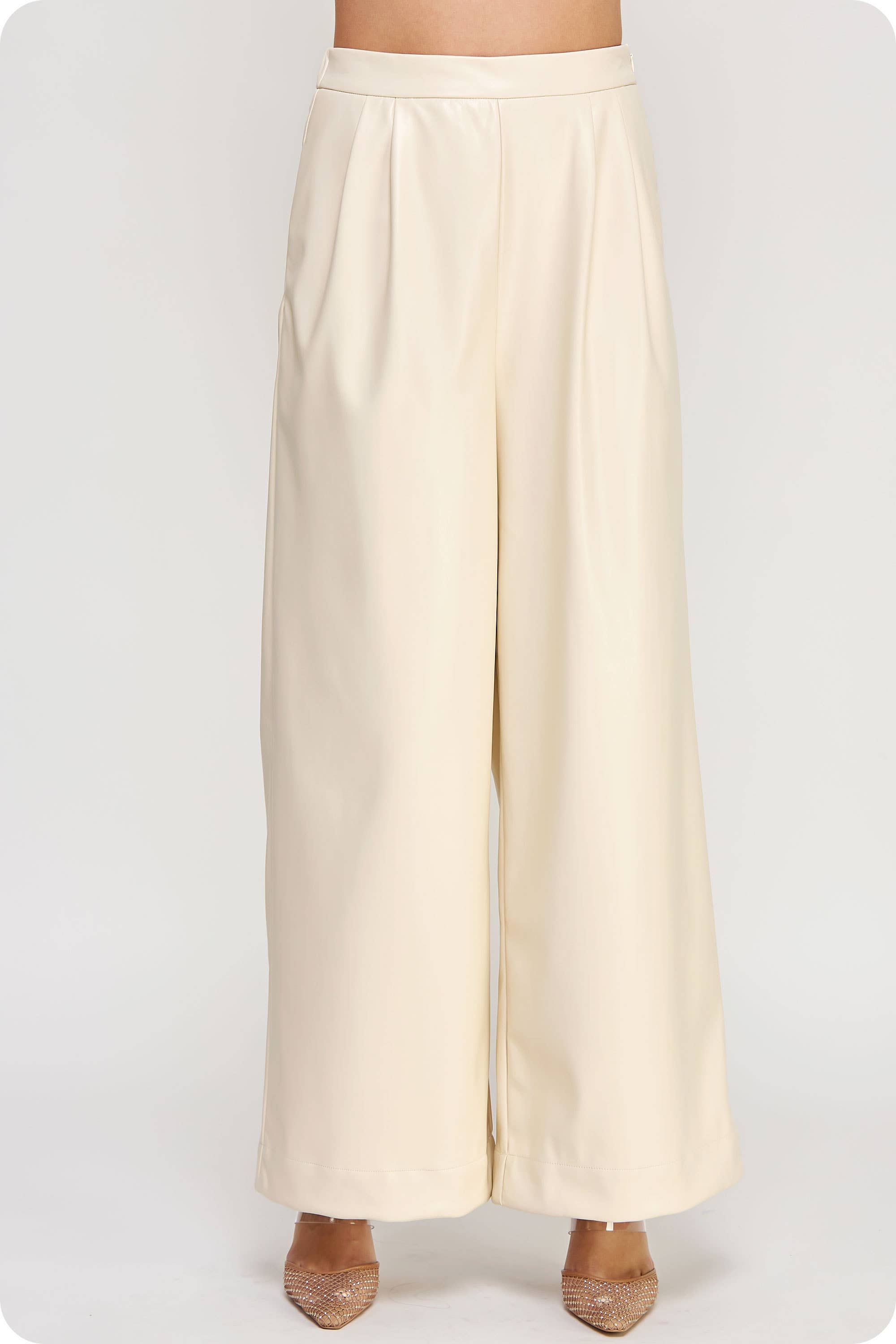 Strut & Bolt – Engroshandel Bukser - Dame – Plisserede detaljer Bredben Bukser i imiteret læder5