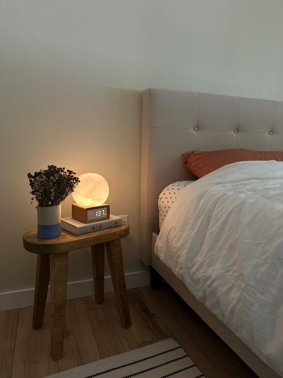 Rise Centered - Wholesale Alarm Clock - The Original Sunrise Alarm Clock16