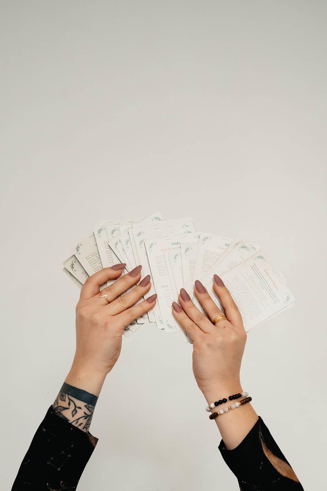 Witches box - Wholesale Tarotkaarten - Het orakel van de runen4