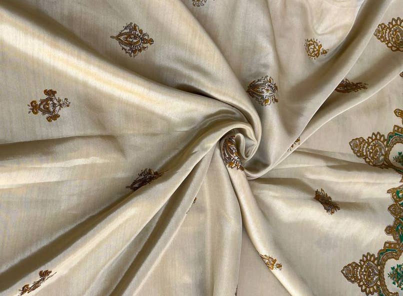 bhavnas boutique - Wholesale Dress - Women's - Traditional Pure Silk Saree Premium Silk Fabric Silk Saree2