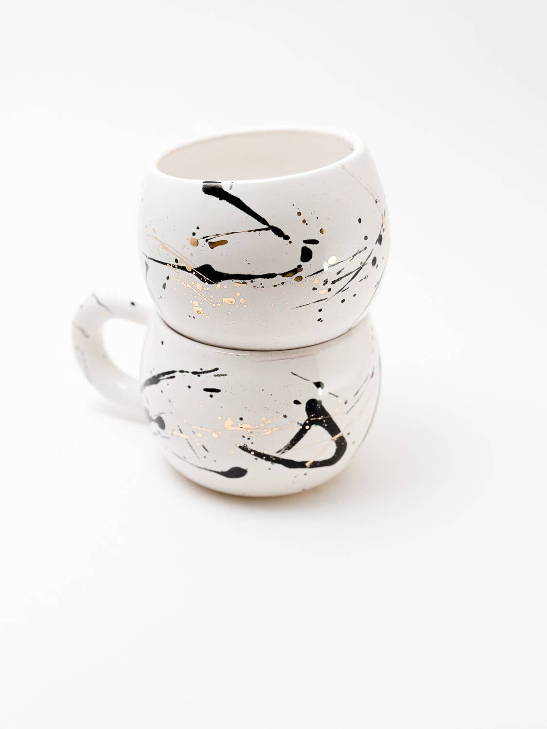 Kare Ceramics - Wholesale Drinking Glass/Cup - Glaser Mug in Negative3