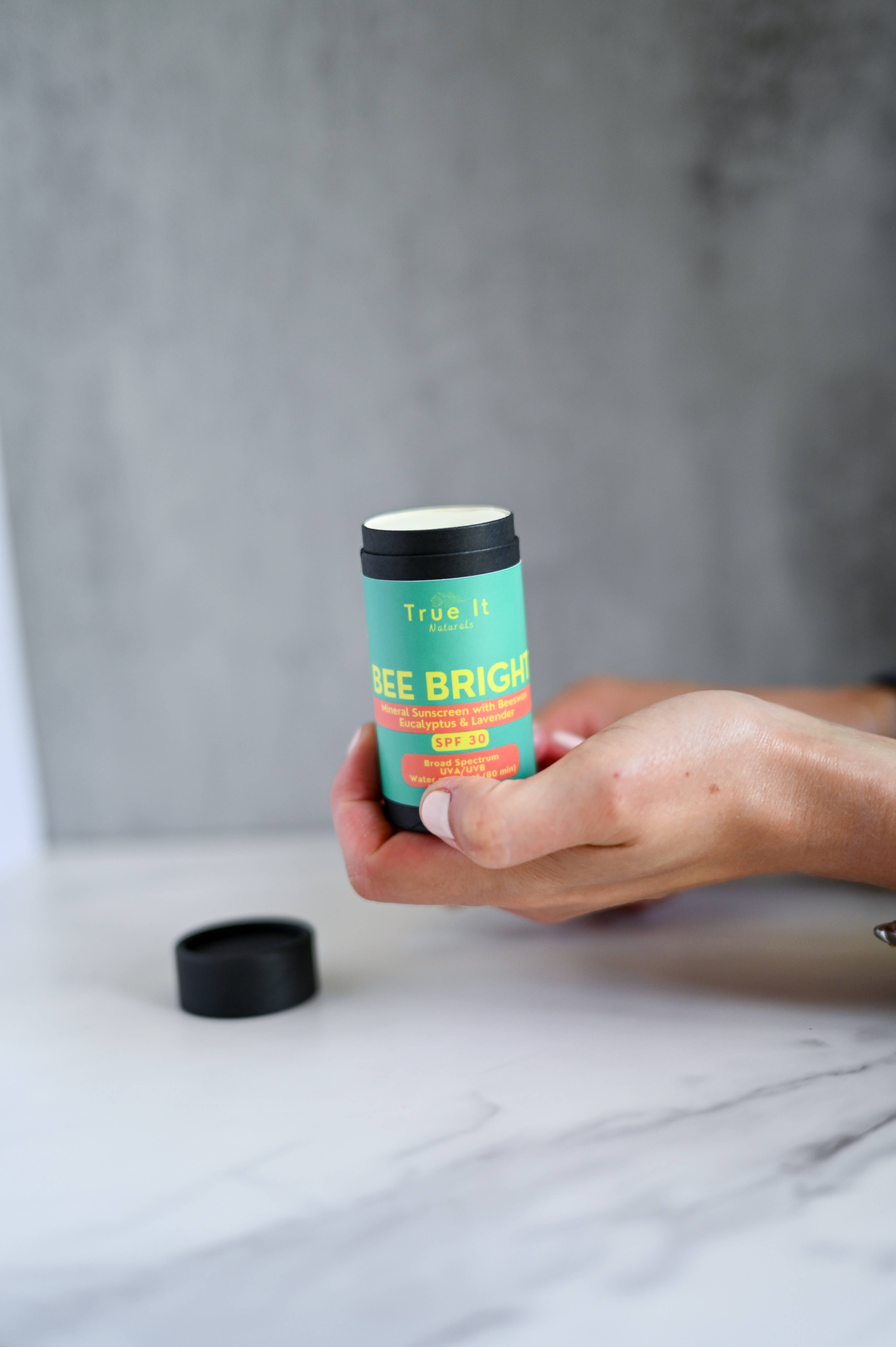 True It Naturals - Wholesale Sunscreen - Eucalyptus/Lavender Mineral Sunscreen Stick BEE BRIGHT SPF301