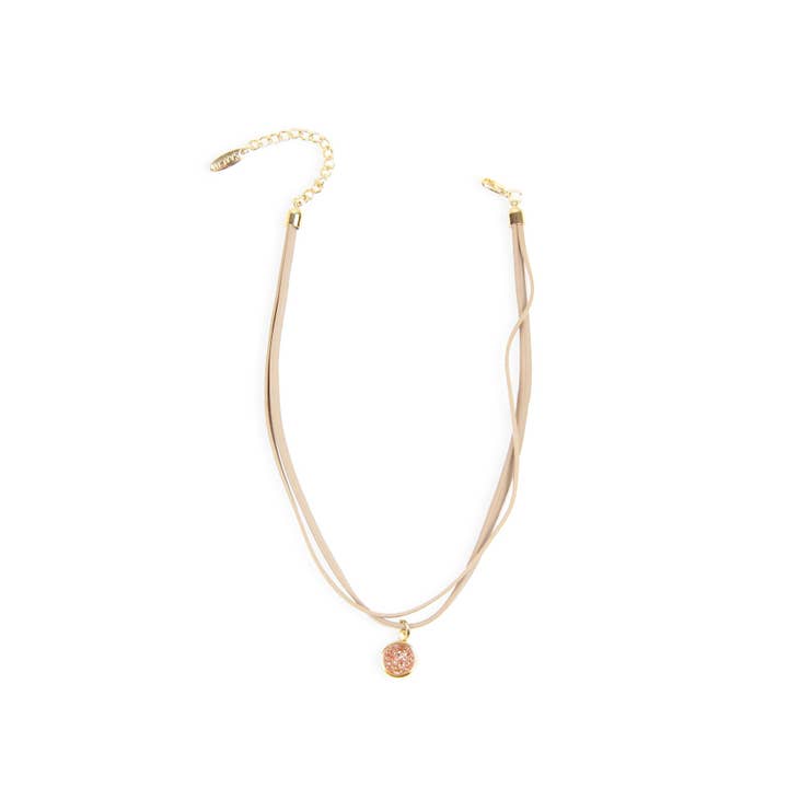 SAACHI – Engroshandel Choker/colliers – Druzy Charm læder Choker halskæde