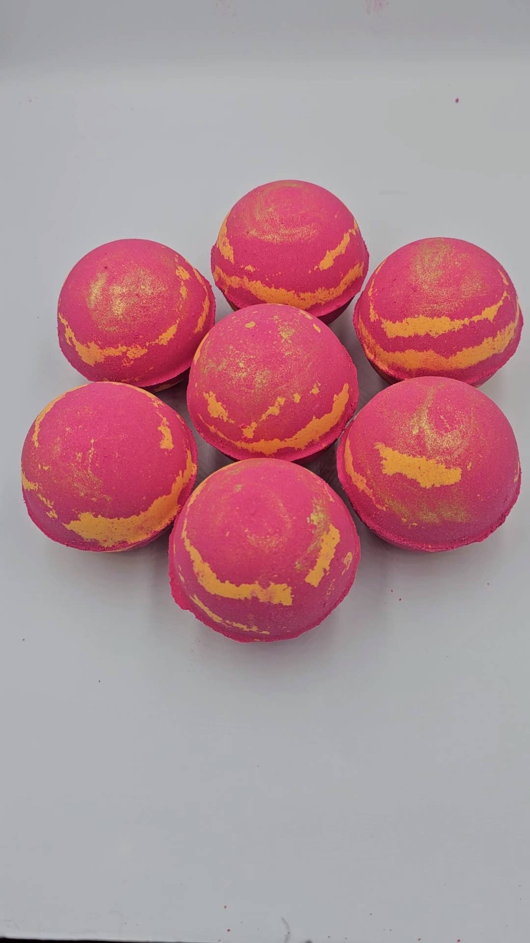 Glamfizz – wholesale Bath bomb/fizz – Baccarat Rouge Vegan Bath Bombs2