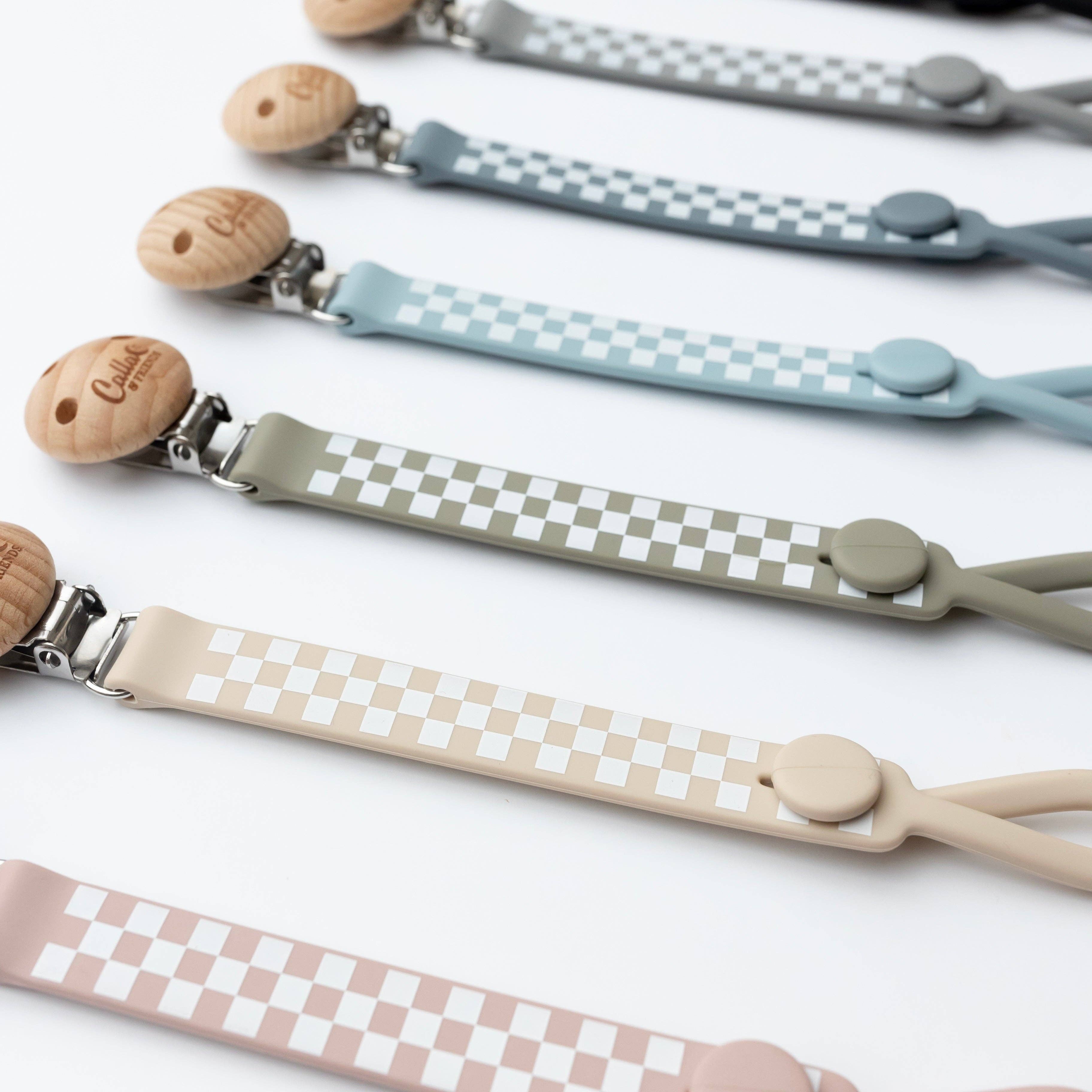 Calla & Friends – wholesale Nappklämma - Baby – Nash Everything Clip - Rutig9