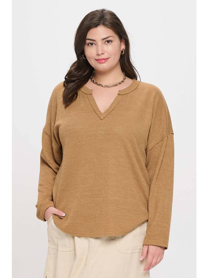 Blu Pepper – wholesale Stickad topp - Dam – PLUS STICKAD TOPP MED SNÄCKAD HALS