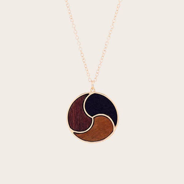 Wood&Chic - Wholesale Pendant/Charm Necklace - Women's Wooden Necklace - Arum0