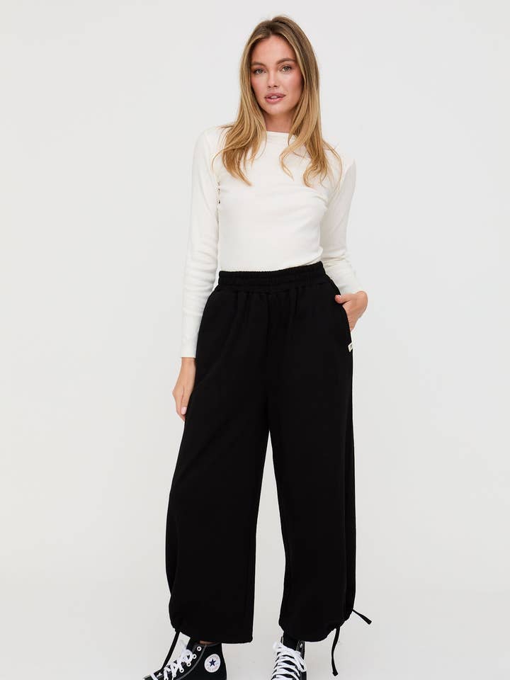 Turtledove London - Wholesale Pants - Women's - Kit Black Wide Leg Trousers0