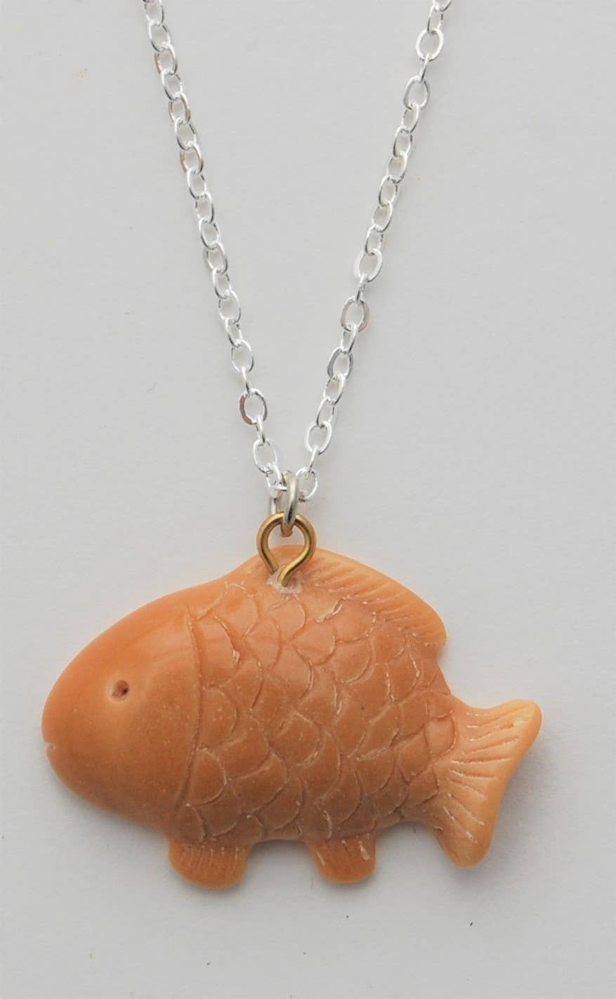 Semaki & Bird - Vente Colliers à pendentif - Collier de noix de Tagua Poisson1