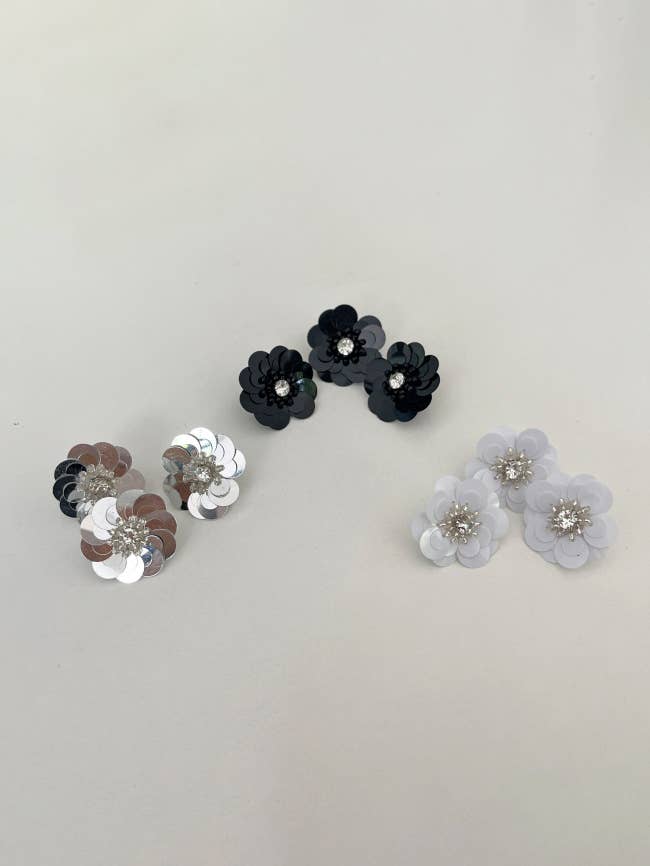 MOND HAUS - Wholesale Shoe Accessories - BILLIE Mini Sequin Flower Shoe Charm for Sneakers, Sandals7