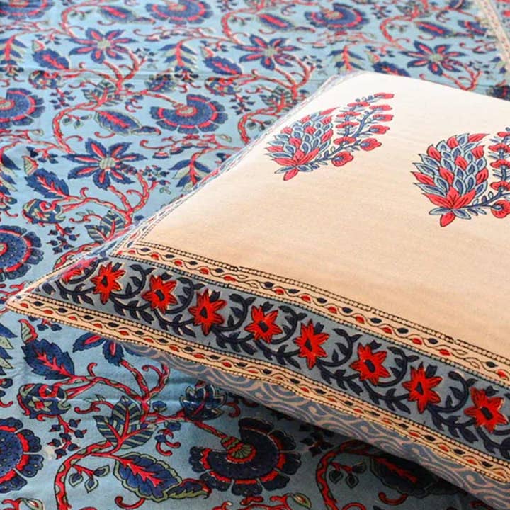 Thread To Form – Großhandel Bettlakensets – BloomAura Bettwäsche-Set1