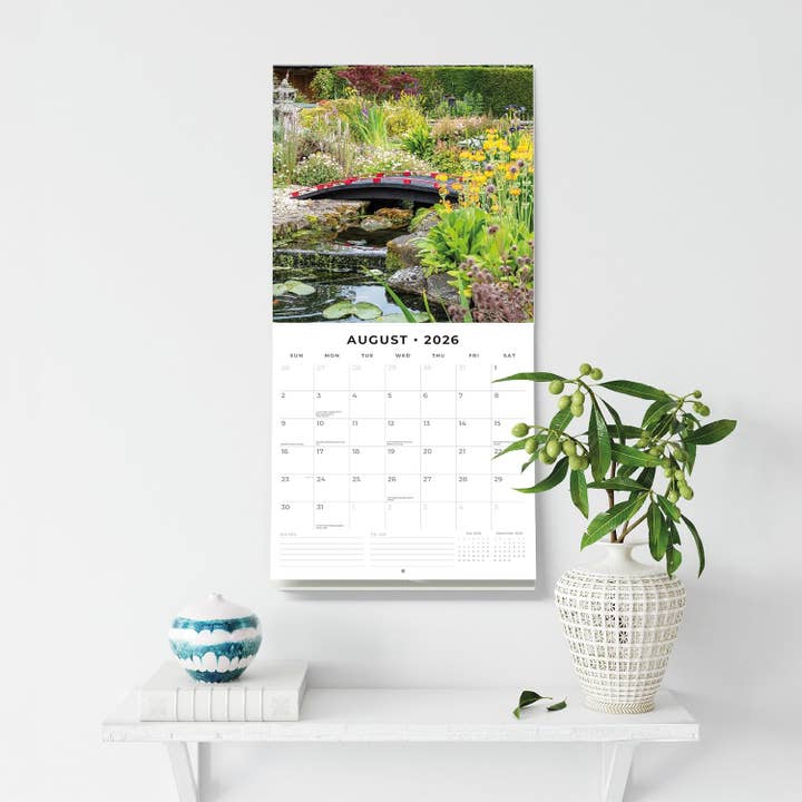 MiddleGift - Wholesale Calendar - Red Robin 2026 Beautiful Gardens Monthly Wall Calendar4
