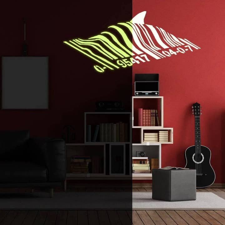 Sticker mural requin lumineux — Thème océan sous-marin pour décoration murale pour la vente par Decords