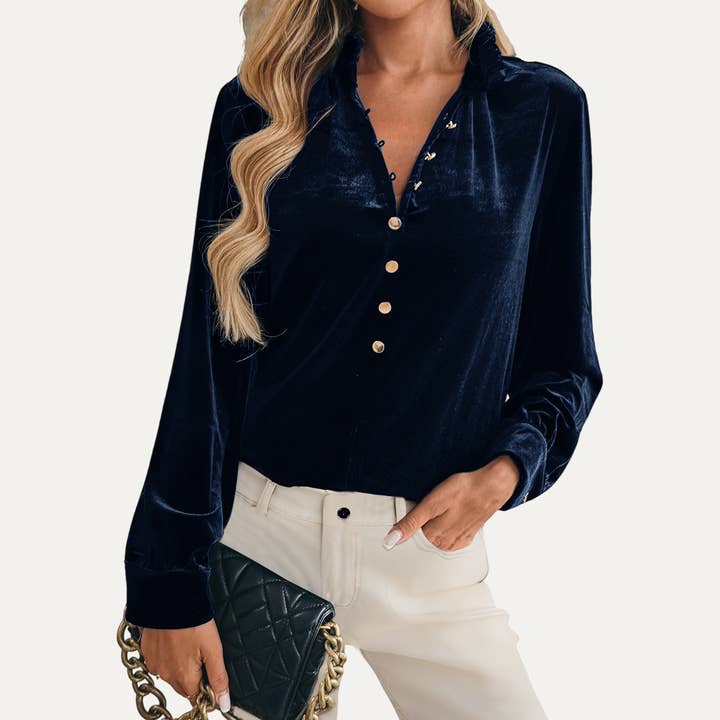 Top a maniche lunghe con collo alto e bottoni in velluto vintage per la vendita all'ingrosso da parte di The Moment Collection