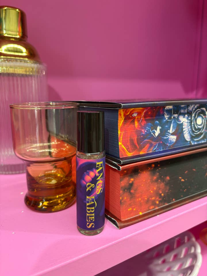 HUGTÆNDER & FABLER for engroshandel hos Aura & Alchemy Perfumery