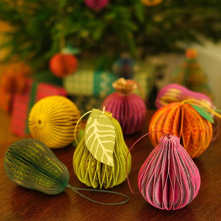 East End Press - Wholesale Ornament - Fig Honeycomb16