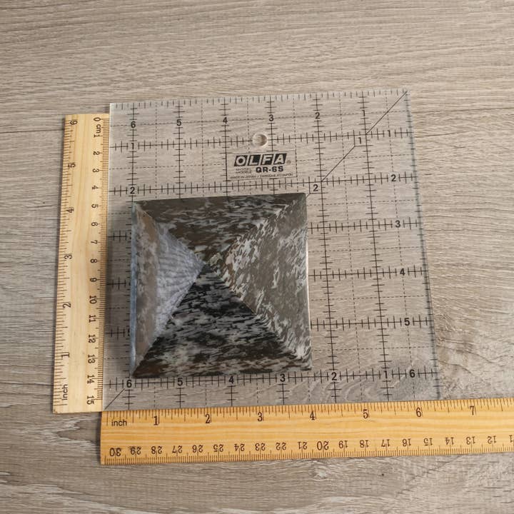 Keystone Crystals - Wholesale Spiritual Stone/Crystal - Gemstone Pyramid Crystal Shapes by the Inch for Retailers7