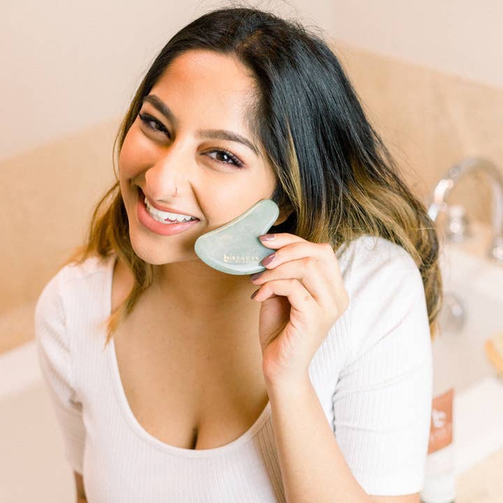 Beauty By Earth - Wholesale Gua Sha Tool - Jade Gua Sha Stone6