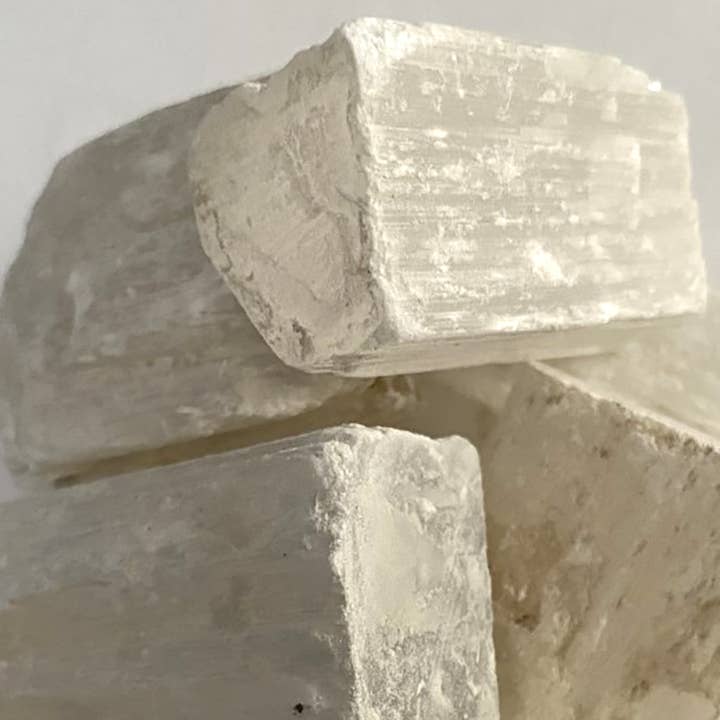 VIE - Wholesale Spiritual Stone/Crystal - Raw Rough Cut Crystals (80-100g pieces), 1kg Pack37