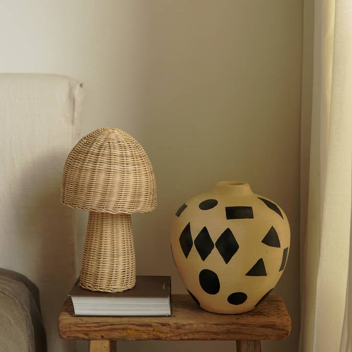Sisi, house of style BV - Wholesale Accent/Desk Lamp - Sisi rattan table lamp, Mushroom2
