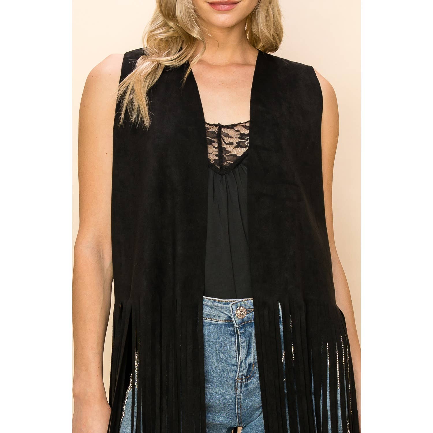 VOCAL - Vendita all'ingrosso Gilè imbottito - Donna - CARDIGAN SENZA MANICHE CON FRANGE LUNGHE DA COWGIRL IN PELLE SINTETICA4