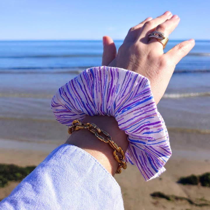 CHOUCHOU SELIMA / coton rayé bleu ciel, violet et mauve pour la vente par Laure Derrey