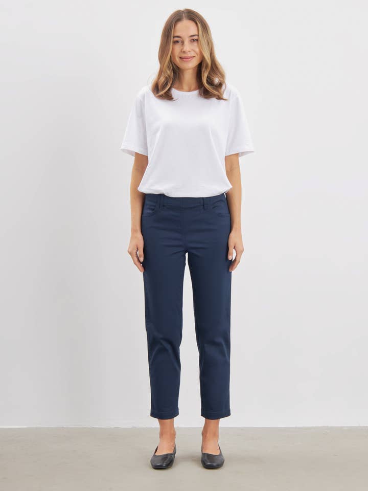 Crop Patricia Pure Regular - Bleu marine pour la vente par LAURIE