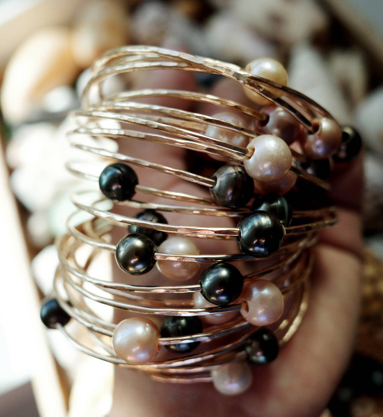 Flotsam & Co. Hawaii - Wholesale Bangle Bracelet - A Grade Tahitian Pearl Bangle Bracelet 8.5-9.5mm Pearl2