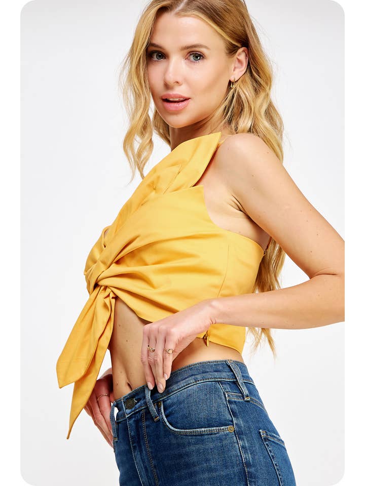 Strut & Bolt - Wholesale Shirt - Women's - One-Shoulder Knotted Flower Bow Crop Top42