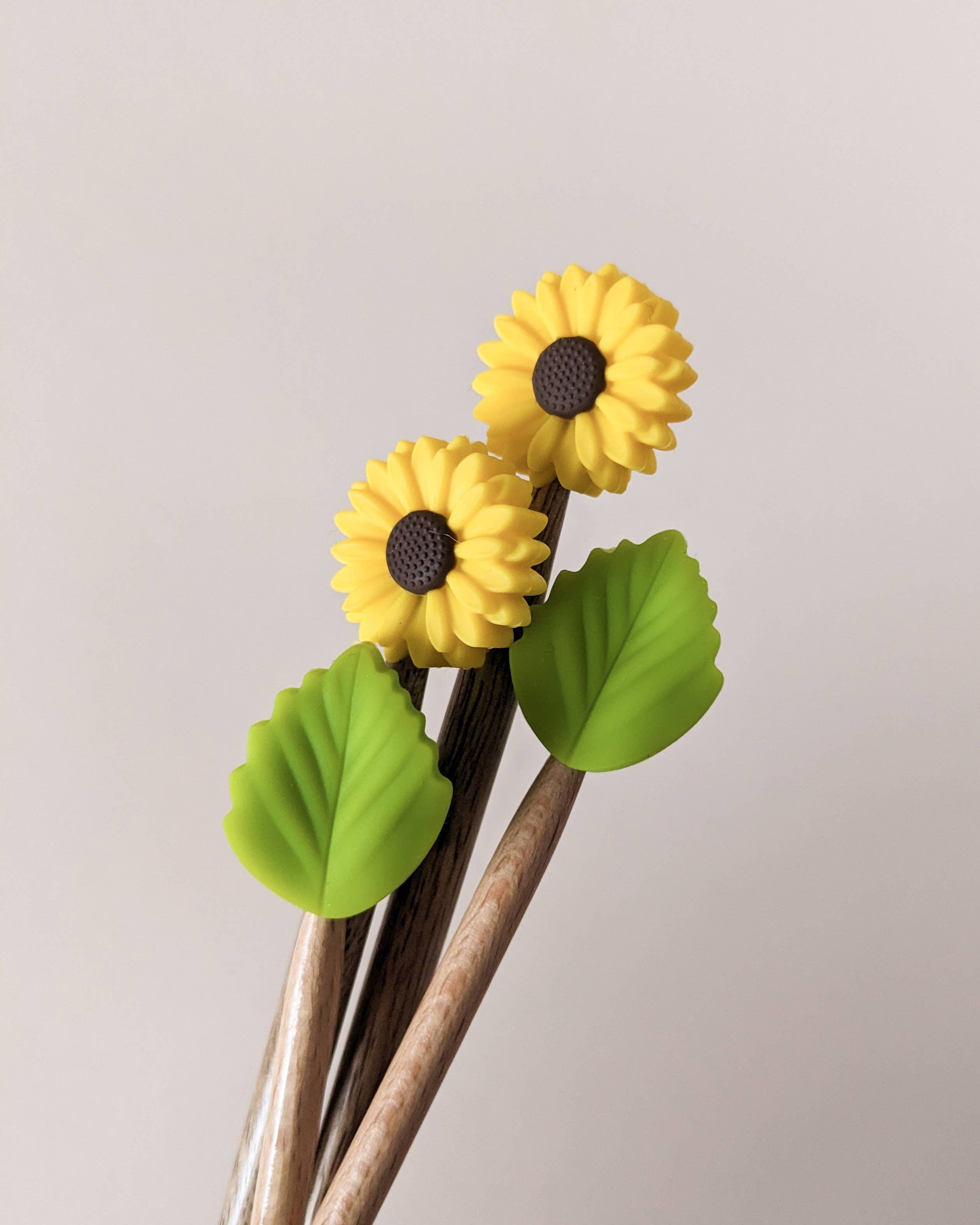 Hello Kim - Kim Chui - Wholesale Knitting/Crochet Supplies - Daisies - Needle protector3