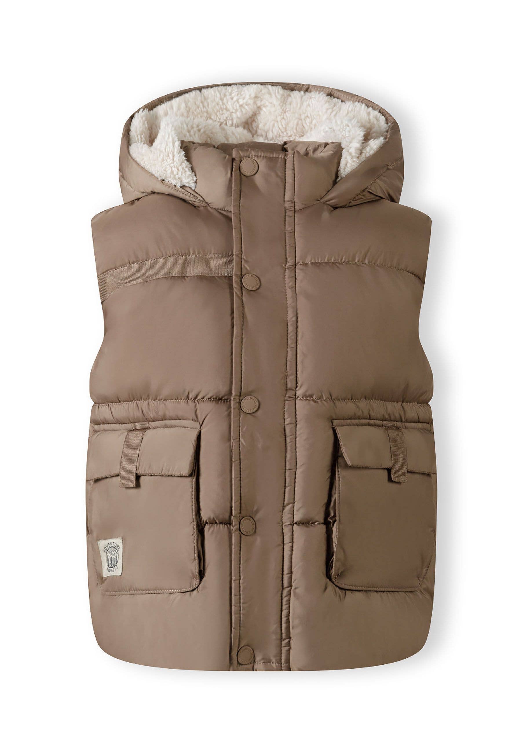 Minoti sp. z o.o. - Wholesale Outerwear Vest - Kids - Boys teddy lined gilet with hood and pockets  9m-8y beige0