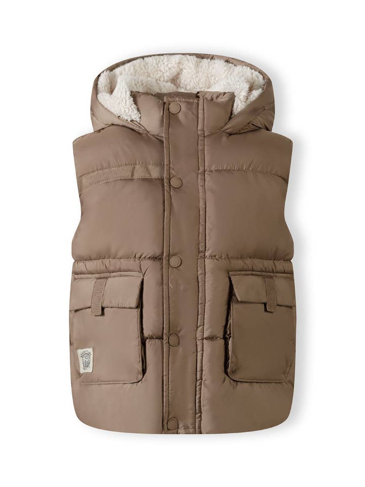 Minoti sp. z o.o. - Wholesale Outerwear Vest - Kids - Boys teddy lined gilet with hood and pockets 9m-8y beige
