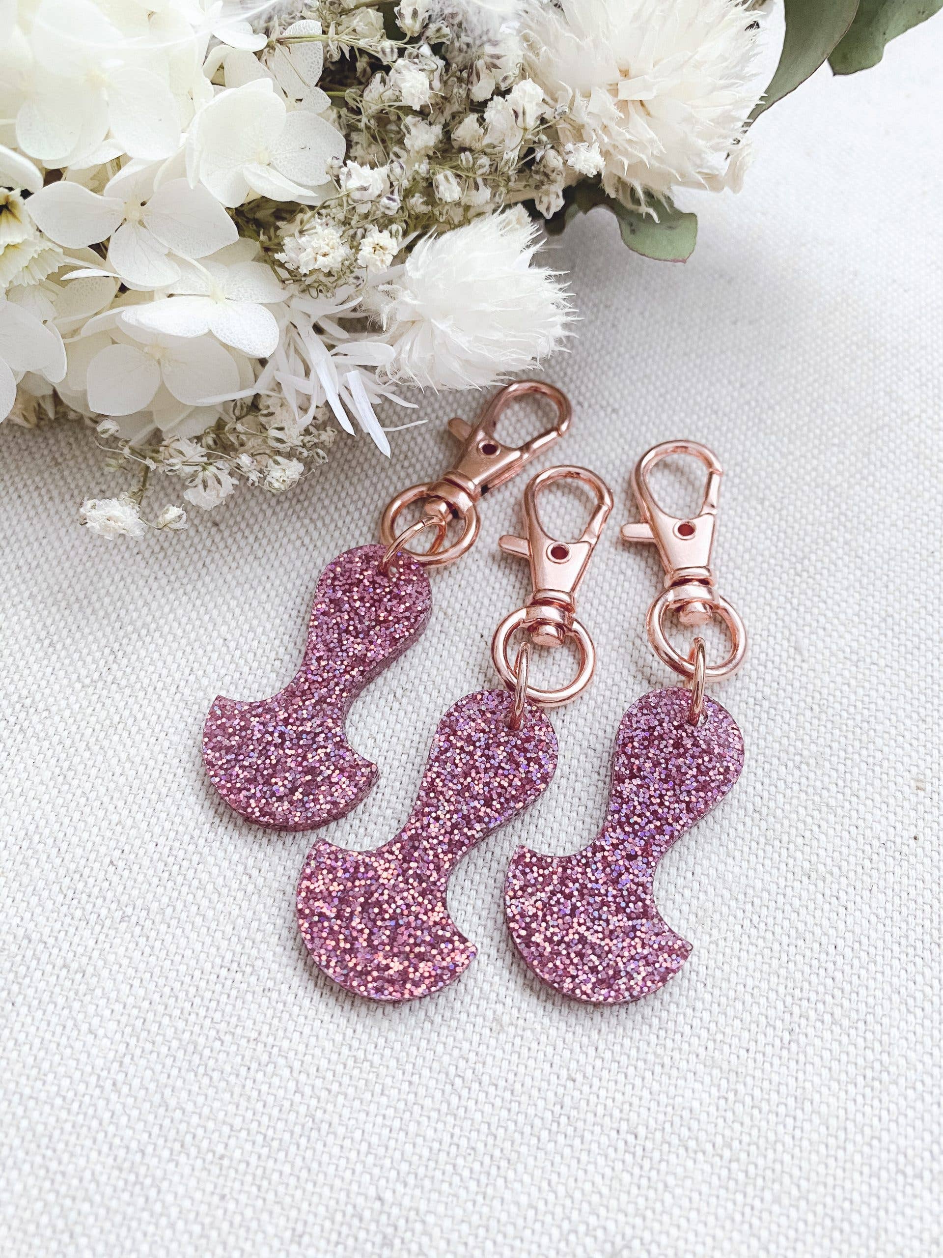 Chuckle & Wood - Wholesale Keychain – Women's - Trolley Tokens - Glitter18