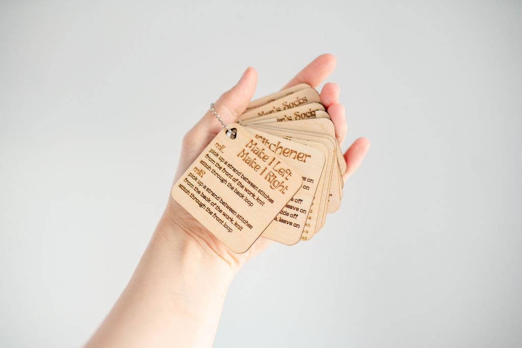 Chippy's Knittery - Wholesale Knitting/Crochet Supplies - Keychain Knitting Tools in Packaging4