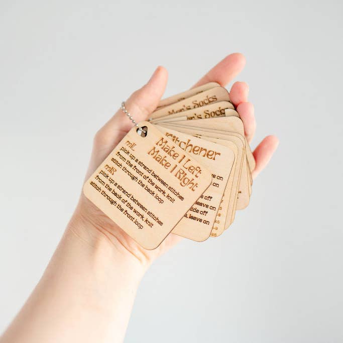 Chippy's Knittery - Wholesale Knitting/Crochet Supplies - Keychain Knitting Tools in Packaging4