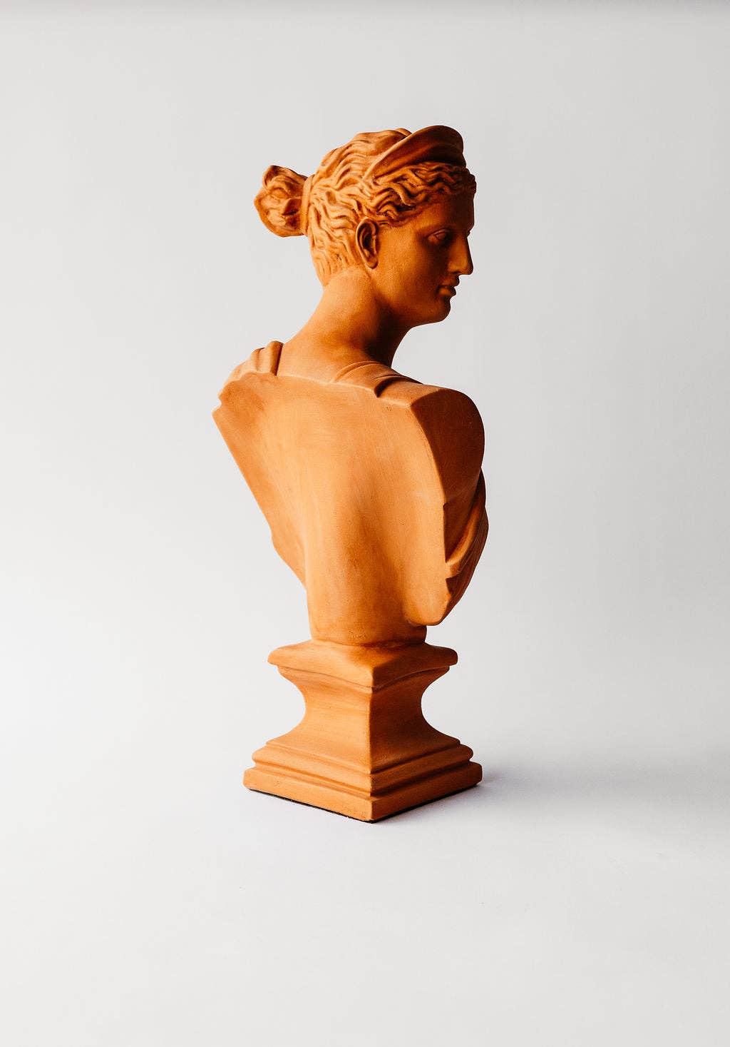 House Parts, Inc. - Wholesale Sculpture - Bust of Diana8