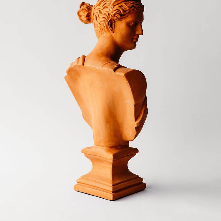 House Parts, Inc. - Wholesale Sculpture - Bust of Diana8
