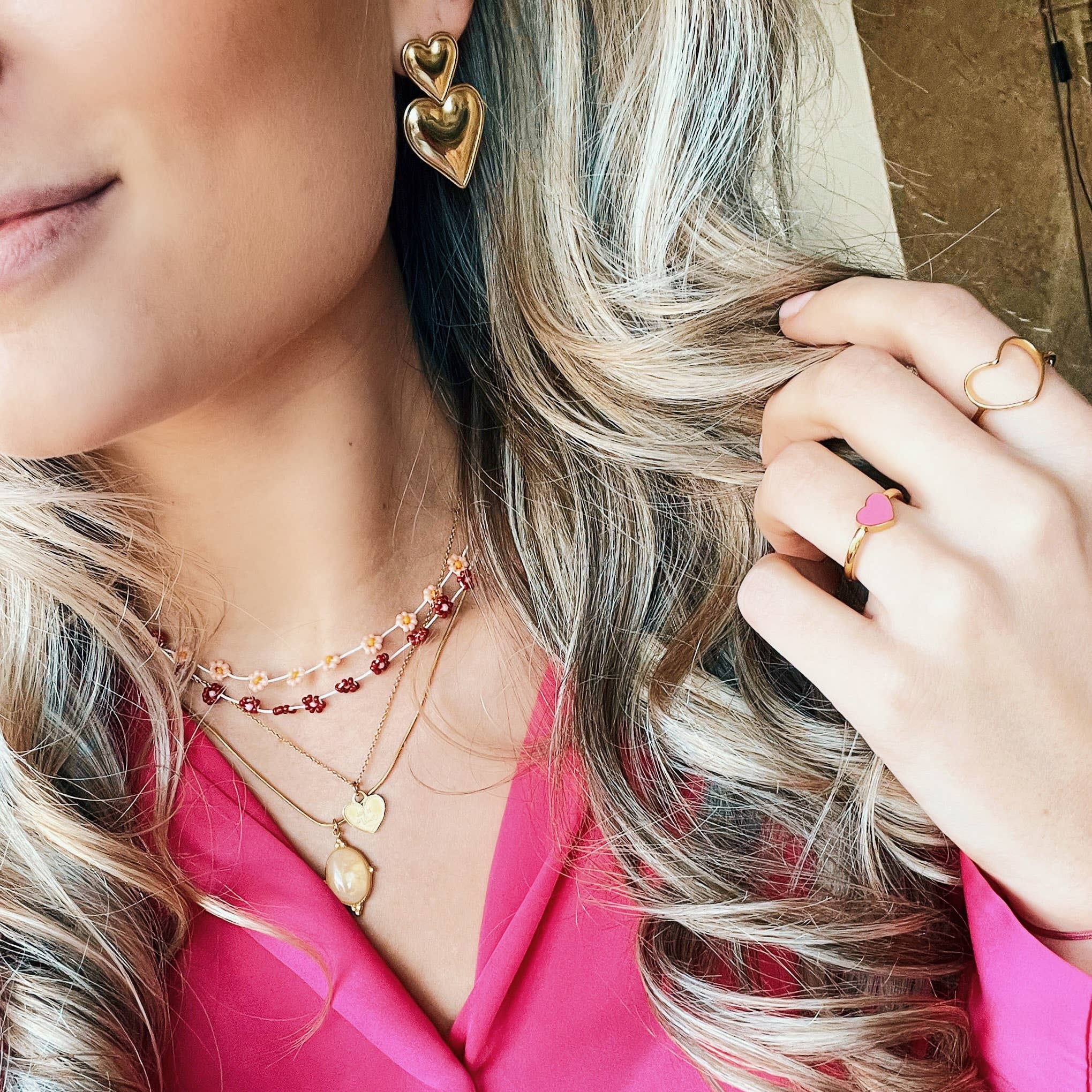 Bazou - Wholesale Pendant/Charm Necklace - Daisy flower necklace - nude/gold3