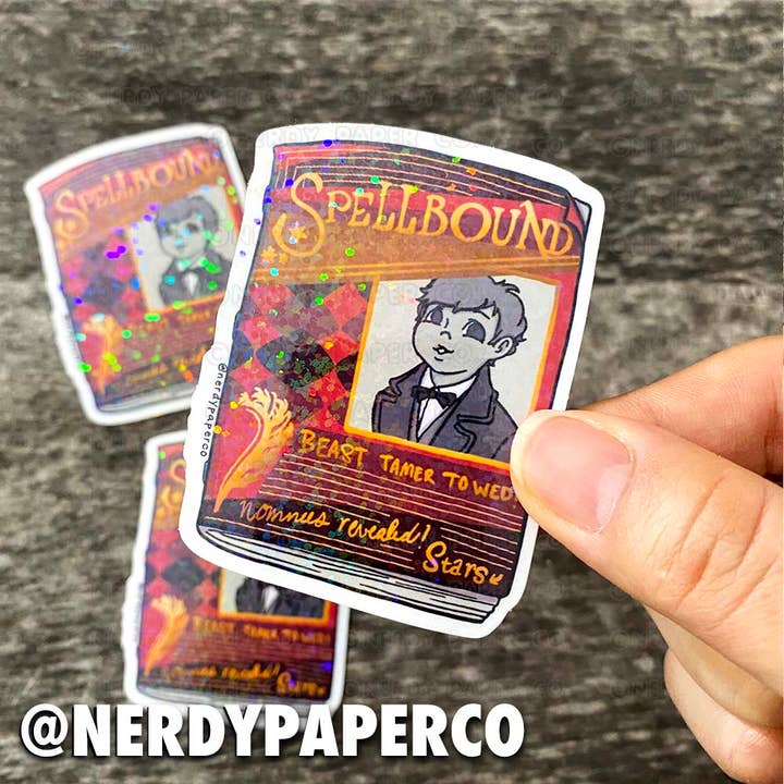 Spellbound Magazine - Adesivo in vinile impermeabile olografico disegnato a mano per la vendita all'ingrosso da parte di NERDY PAPER CO.