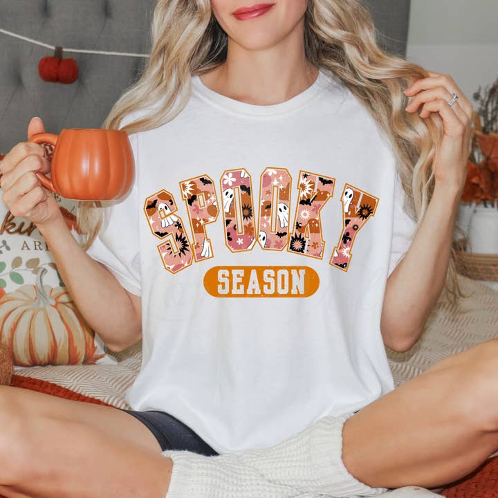 Gruseliges T-Shirt in den Farben Comfort Season für den Großhandel von Lori and Val