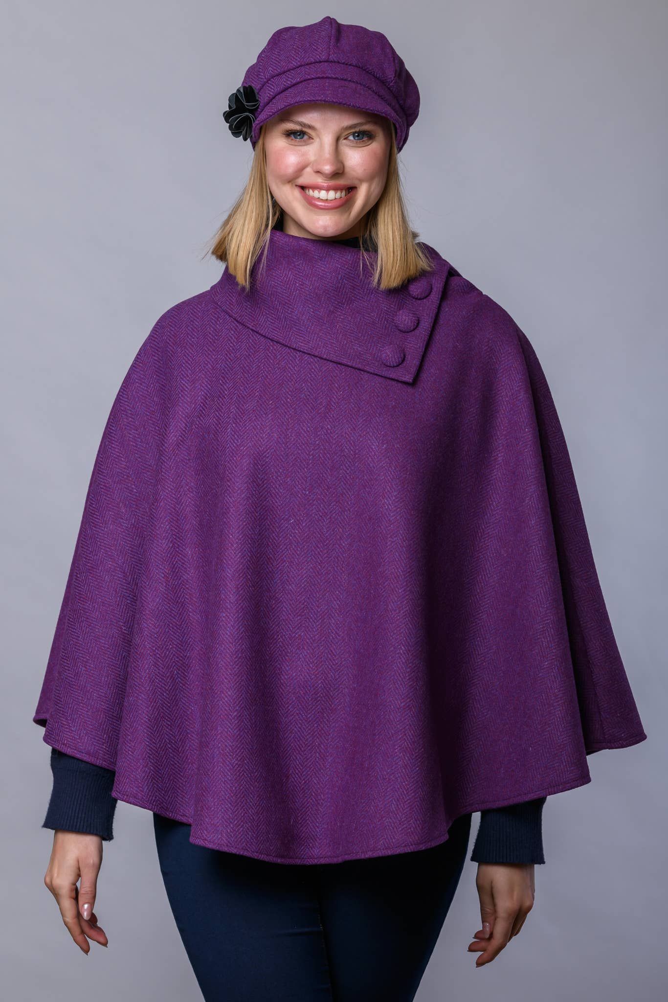 Mucros Weavers - Wholesale Poncho - Women's - Poncho 731